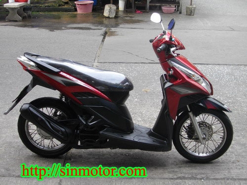 ขาย Click I หัวฉีด สีแดง-ดำ สวยสด เครื่องดี มีคู่มือรับประกันศูนย์+หัวฉีด3ปี ราคา 25500 บาท