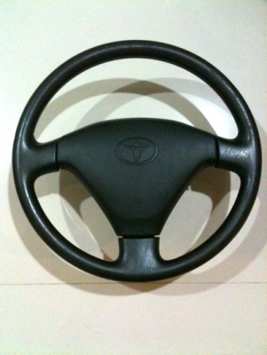 (กดที่ชื่อ ดูสินค้าอื่นๆของผู้ขายได้ครับ)พวงมาลัย โตโยต้า รุ่นสามก้านใหญ่ ขนาด 15 นิ้ว สภาพใหม่มาก 2,250 บาท Tel.085-150-9040 P (กดที่ชื่อ ดูสินค้าอื่นๆของผู้ขายได้ครับ)พวงมาลัย โตโยต้า รุ่นสามก้านใหญ่ ขนาด 15 นิ้ว สภาพใหม่มาก 2,250 บาท Tel.085-150-9040 P