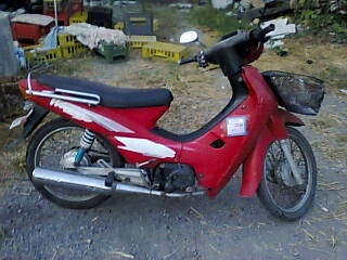 ขายเวฟ110 แท้แท้ เครื่องเดิมไม่เคยแกะทะเบียน 200  ราคา 11500 บาท