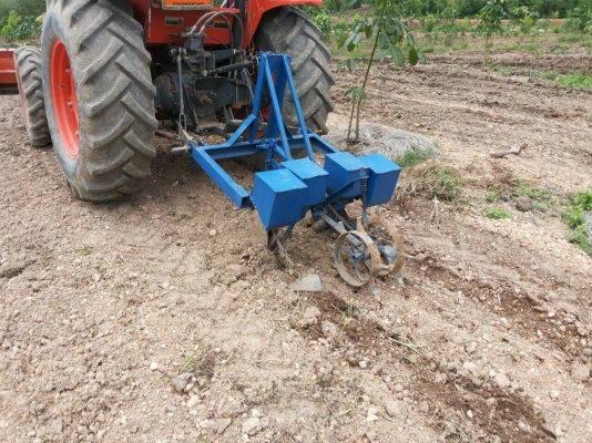 ขายเครื่อง ปลูกข้าวโพด (หมดชั่วคราวครับ) ขายเครื่อง ปลูกข้าวโพด (หมดชั่วคราวครับ)