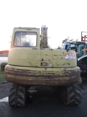 ขายไปซะแล้ว KOMATSU PC60-7 เก่านอกแท้ๆ เอวแน่น ปั็มแรง พร้อมใช้ ขายไปซะแล้ว KOMATSU PC60-7 เก่านอกแท้ๆ เอวแน่น ปั็มแรง พร้อมใช้