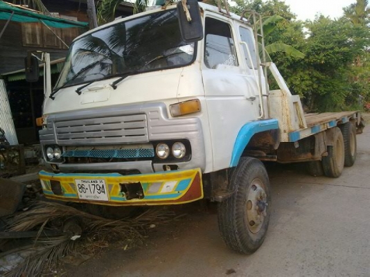 ขายเทนเลอร์ขึ้น200ได้ สองเพลา220แรงม้า