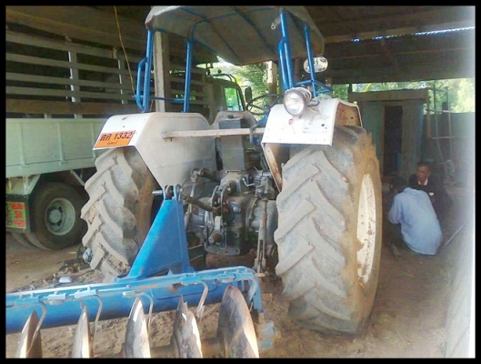 รถไถฟอร์ด 6610 เครื่องดี สภาพสวยๆ รถไถฟอร์ด 6610 เครื่องดี สภาพสวยๆ