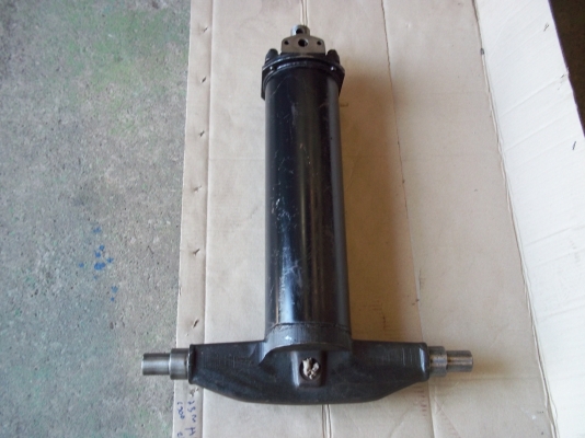 ต้องการขาย กระบอกดัมพ์เล็ก ของใหม่ไม่เคยใช้งาน เก็บเก่า ขายด่วน ราคา 5300