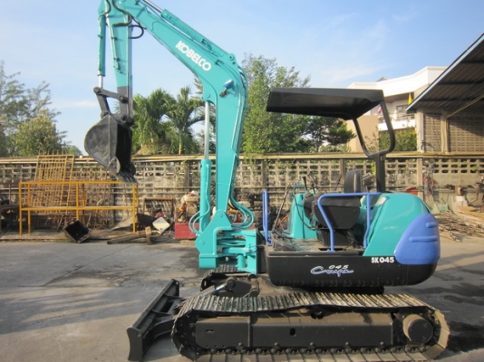 ขาย รถขุดเล็ก KOBELCO  รุ่น SK045 แทร็กเหล็ก มือสองญี่ปุ่น