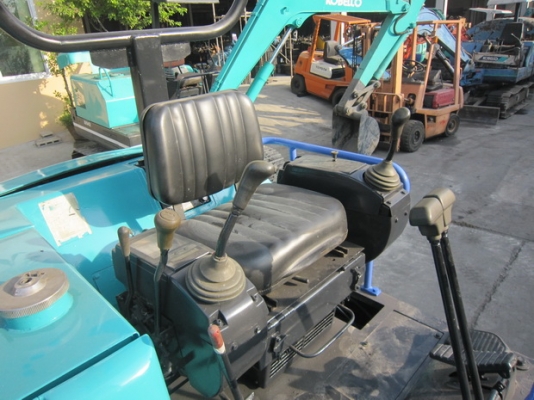 ขาย รถขุดเล็ก KOBELCO รุ่น SK045 แทร็กเหล็ก มือสองญี่ปุ่น ขาย รถขุดเล็ก KOBELCO รุ่น SK045 แทร็กเหล็ก มือสองญี่ปุ่น