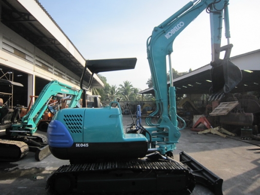 ขาย รถขุดเล็ก KOBELCO รุ่น SK045 แทร็กเหล็ก มือสองญี่ปุ่น ขาย รถขุดเล็ก KOBELCO รุ่น SK045 แทร็กเหล็ก มือสองญี่ปุ่น