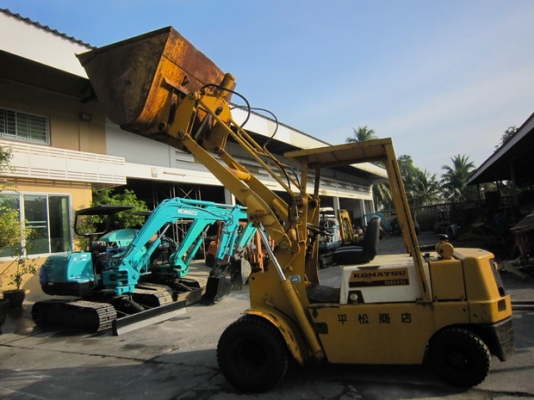 ขาย รถตัก KOMATSU รุ่น SD15 มือสองญี่ปุ่น