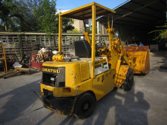 ขาย รถตัก KOMATSU รุ่น SD15 มือสองญี่ปุ่น