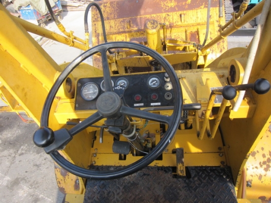 ขาย รถตัก KOMATSU รุ่น SD15 มือสองญี่ปุ่น