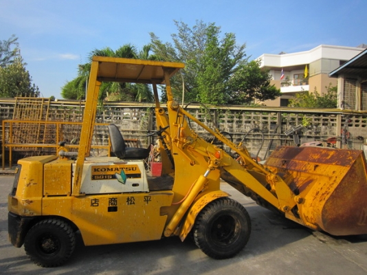 ขาย รถตัก KOMATSU รุ่น SD15 มือสองญี่ปุ่น