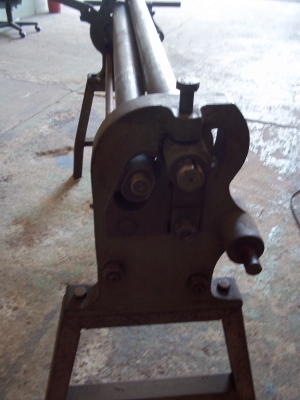 ขายแท่นม้วนเหล็ก ของนอก ขนาด 1200 mm ราคา 14000