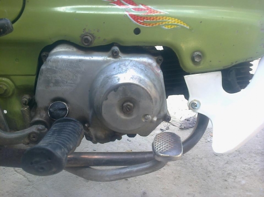 ขายเครื่องcf50 CDI วิ่ง60 วิ่งดี คาบูc70 1500 พร้อมส่งมีอุปกรครบครับพักเท้า คันสต้านไรมีหมดเลยครับ