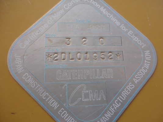 ขายรถแบ็กโฮ CAT 320 V-2 สวย เดิม ไฟฟ้าครบ สนจัยโทร 085-7985051