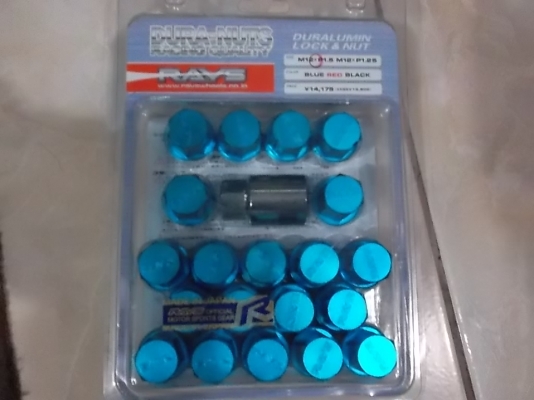 ขายน๊อตRAYSสภาพกริ๊บๆๆซื้อมายังไม่ได้ไช้เลย สนจัยติดต่อ..คุณนัทโดยตรงTEL.089-481030