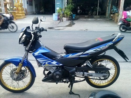 ขายถูกมาก SONIC ปี 48 ตัวใหม่แท้ๆกุญแจใหม่ ราคา 19,000 บาทเท่านั้น เครื่องแน่น เอกสารครบ