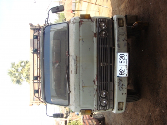 ขาย HINO KM 100 6สูบ 175000 ทะเบียนพร้อมไม่ขาดต่อ คัสซี สวยไม่มีผุ 0877357873