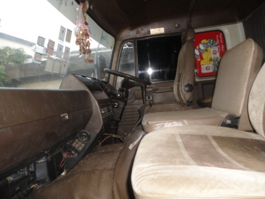 HINO  รถสิบล้อหัวลากพร้อมหางพื้นเรียบ  เล่มพร้อมโอนค่ะ