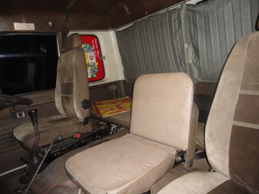 HINO  รถสิบล้อหัวลากพร้อมหางพื้นเรียบ  เล่มพร้อมโอนค่ะ