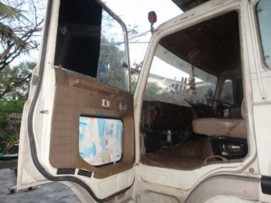 HINO  รถสิบล้อหัวลากพร้อมหางพื้นเรียบ  เล่มพร้อมโอนค่ะ