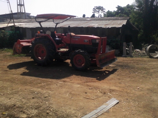 ขายชุดใบมีดดันดิน รถแทรคเตอร์ คูโบต้า L4508