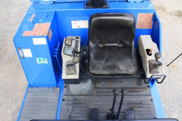 ขายรถแม็คโค IHI IS30GX-3(เทียบเท่า PC30) รถเก่านอกญี่ปุ่น สภาพพร้อมใช้งาน 086-775-7900