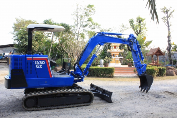 ขายรถแม็คโค IHI IS30GX-3(เทียบเท่า PC30) รถเก่านอกญี่ปุ่น สภาพพร้อมใช้งาน 086-775-7900