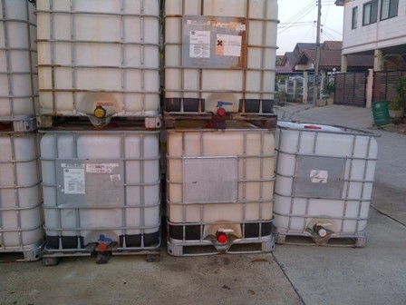 --- ถูกที่สุด ---  ถัง IBC 1,000 ลิตร ( เบ๊าท์ ) เกรด B 1,800 บาท