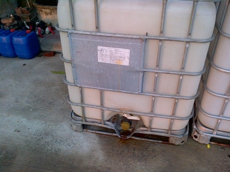 --- ถูกที่สุด --- ถัง IBC 1,000 ลิตร ( เบ๊าท์ ) เกรด B 1,800 บาท --- ถูกที่สุด --- ถัง IBC 1,000 ลิตร ( เบ๊าท์ ) เกรด B 1,800 บาท