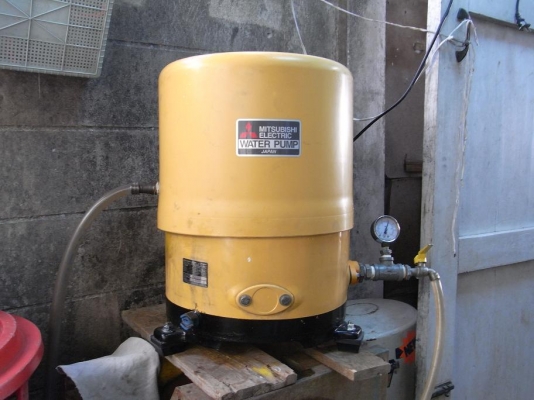 ขายปั้มน้ำ Mitsubishi 250 W สภาพสวยพร้อมใช้งาน รับประกันคุณภาพ ดูประวัติการขายผมได้ครับ