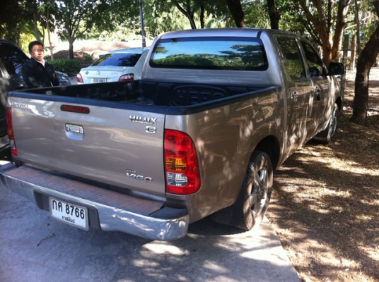 ขายVIGO D4D DOUBLE CAB (E) 2.5MT YEAR2005