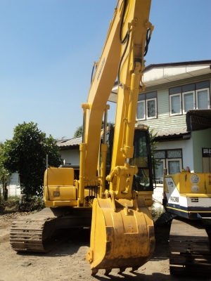 ขายด่วน  PC120-6  อาร์มพิเศษ ใบแทรค 70 เก่าญี่ปุ่นแท้ ๆ ยังไม่เคยใช้งานในไทย  สภาพสวย จริงๆๆ จ้า