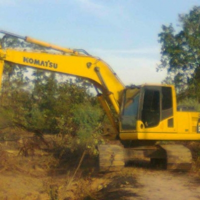 ขายดาวส์ KOMUTSU 200-8 serial 66000 ใช้งาน 5300ชม.รถพร้อมใช้ครับ