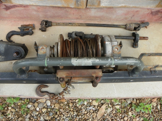 ลดราคาขายทิ้งวินซ์เพลาสำหรับรถ JEEPครบชุด 35,000.-(ราคาจบ)