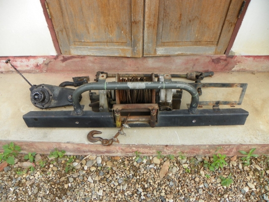 ลดราคาขายทิ้งวินซ์เพลาสำหรับรถ JEEPครบชุด 35,000.-(ราคาจบ)