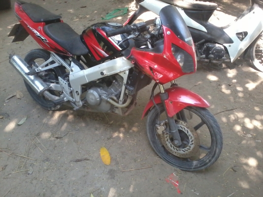ต้องการขายcbr150 ต้องการขายcbr150