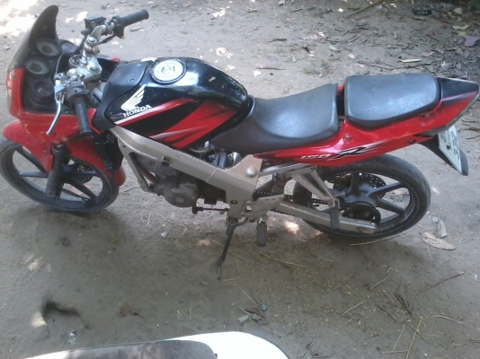 ต้องการขายcbr150 ต้องการขายcbr150