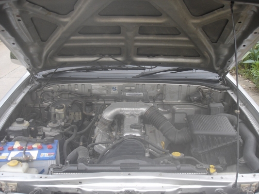 ขายford4ประตู มือเดียว รถสวย