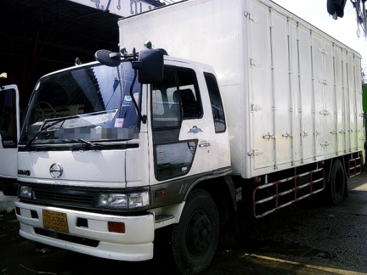 ขาย รถบรรทุก (ตู้10บาน)