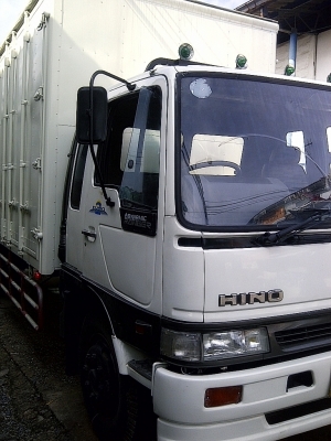 ขาย รถบรรทุก (ตู้10บาน)