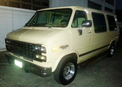 ขายด่วน รถตู้ Chevrolet Chevy van 2.0 รถมือสองราคาถูก ๆ สนใจต่อราคามาเลย
