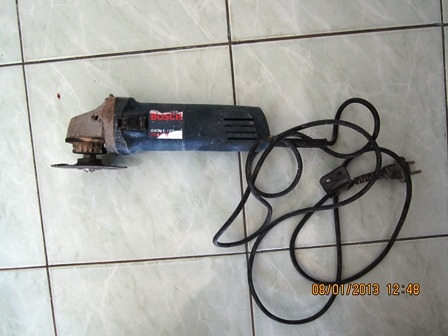 เครื่องสกัดคอนกรีตBosch GSH5X ยกกล่องครับ หินเจียรBosch GWS5-100