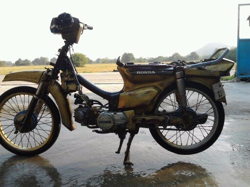 ขาย ดรีม 100 ตามสภาพแค่เครื่องก็คุ้มแล้วครับ