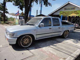 mighty x 4 ประตู mighty x 4 ประตู