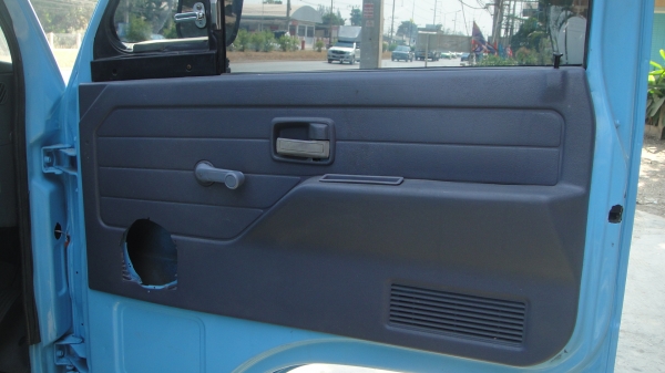 ISUZU NKR110แรง รถห้างแท้ ดาวน์45000ผ่อน9000/48เดือน