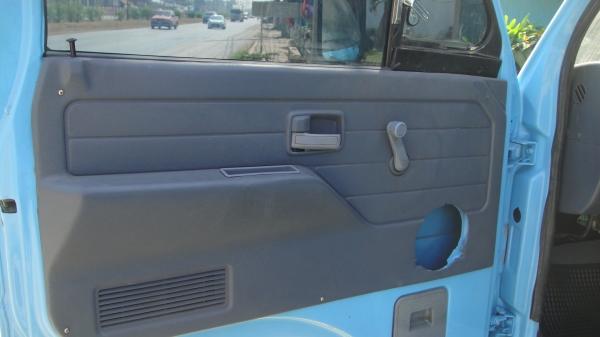 ISUZU NKR110แรง รถห้างแท้ ดาวน์45000ผ่อน9000/48เดือน