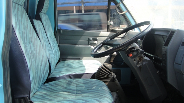 ISUZU NKR110แรง รถห้างแท้ ดาวน์45000ผ่อน9000/48เดือน