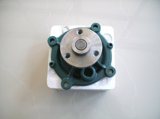 WATER PUMP ASS'Y VOLVO210/290 WATER PUMP ASS'Y VOLVO210/290