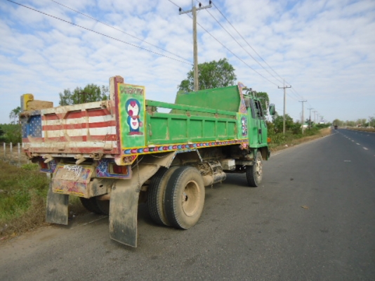 ขายรถ6ล้อดั๊มISUZU FSR เครื่อง6BF1 175แรงม้า ยาว4 เมตร พ.เพาเวอร์ เบรคจิฟฟี่  คัทซีสวย ยาง9.00ขอบ20 รถสภาพพร้อมใช้งานสนใจติดต่อ ชัยยา สตึก โทร 081-997272