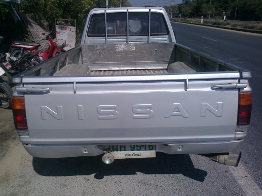 ขายdatsun720 pro5ข ทะเบียนโอน